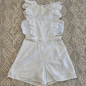 NY&Co Ruffle-Sleeve Eyelet Cotton Romper White Size S Babydoll